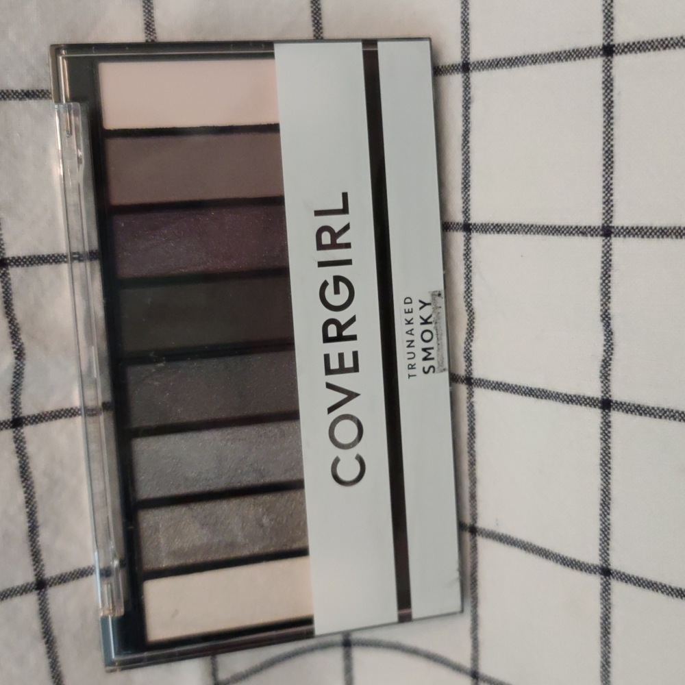 CoverGirl TruNaked Eye Shadow (Smoky)